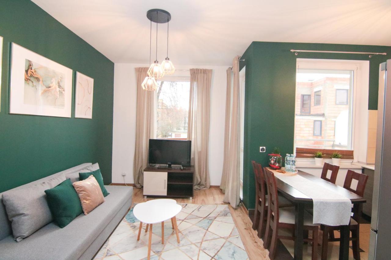 Dmk Green Apartment Near Warsaw-Modlin Airport Nowy Dwor Mazowiecki Luaran gambar